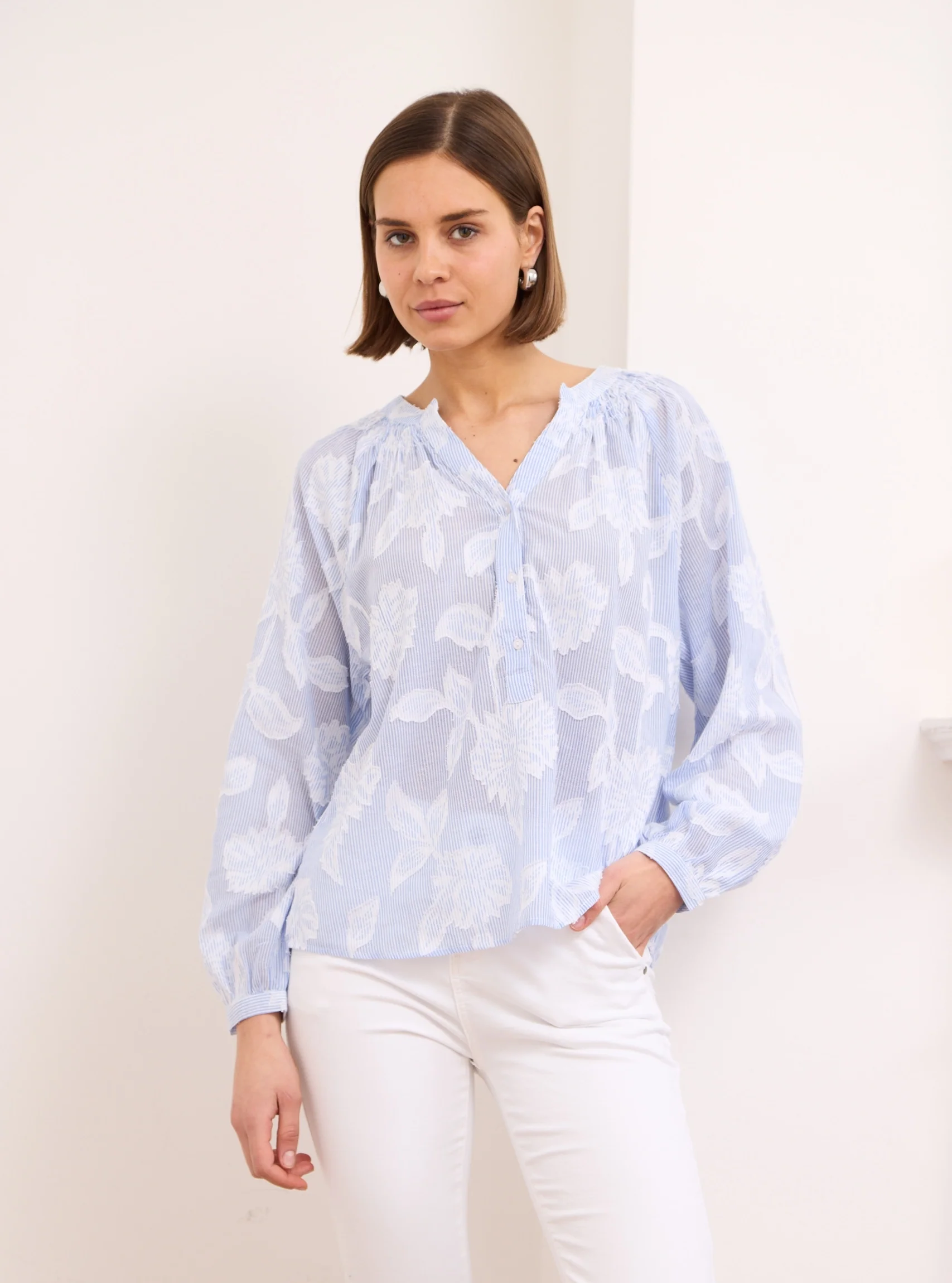 Top & Blouses